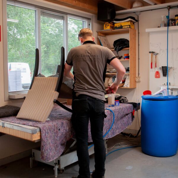lindeboomstoffering-werkplaats Lindeboom Meubelstoffering